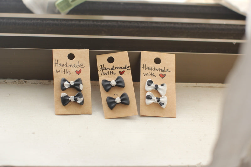 Bows- black n white, Studs