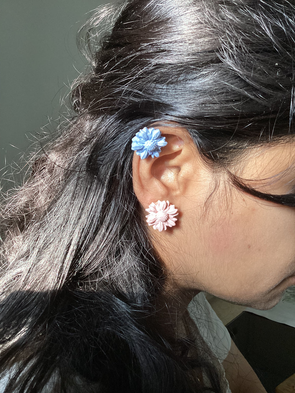 Flowers studs