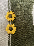 Flowers studs
