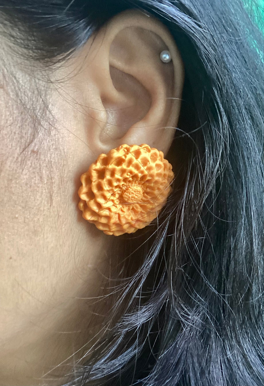 Maygold- Genda Studs