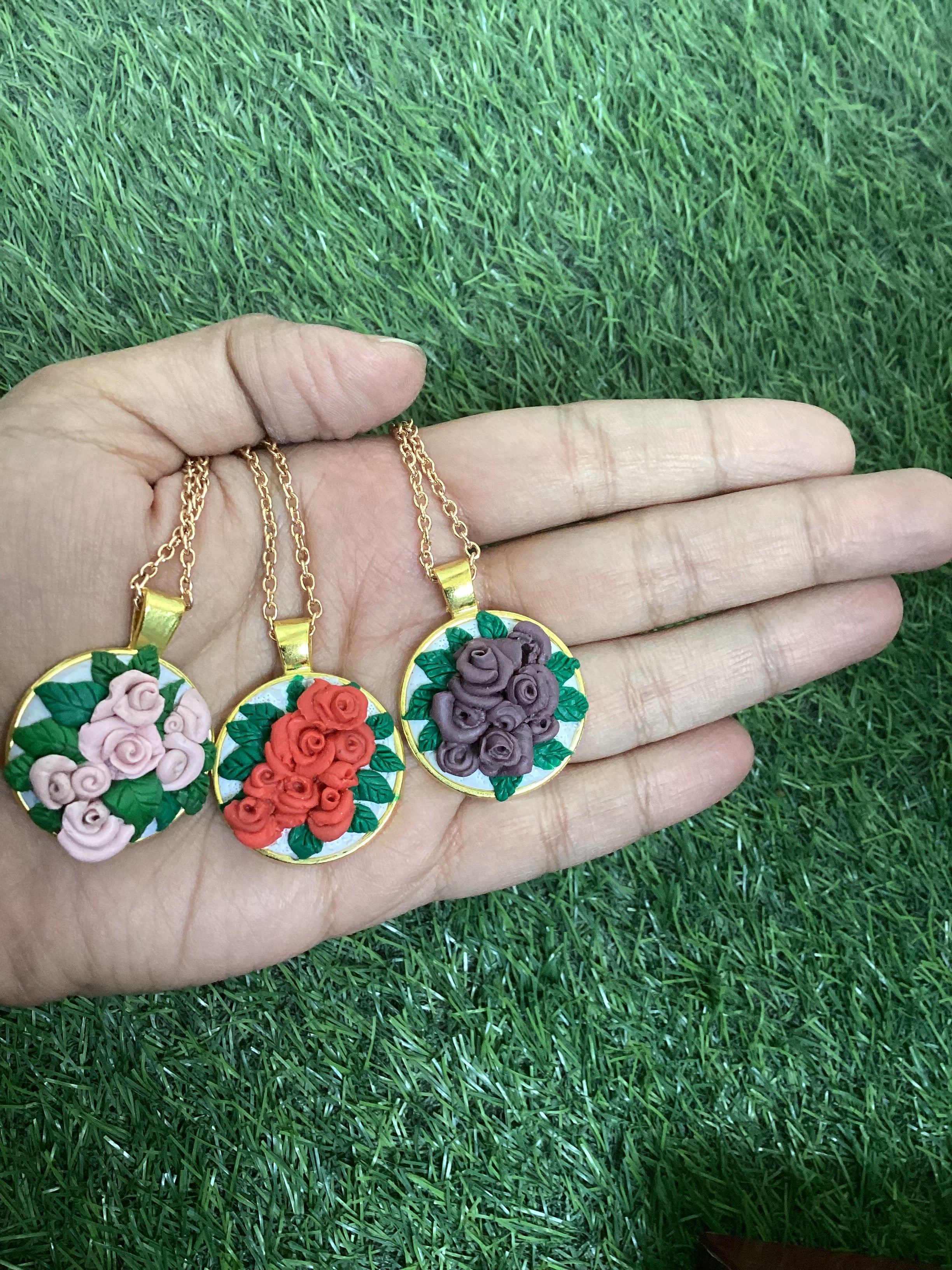 Rose bouquet- Pendant Set