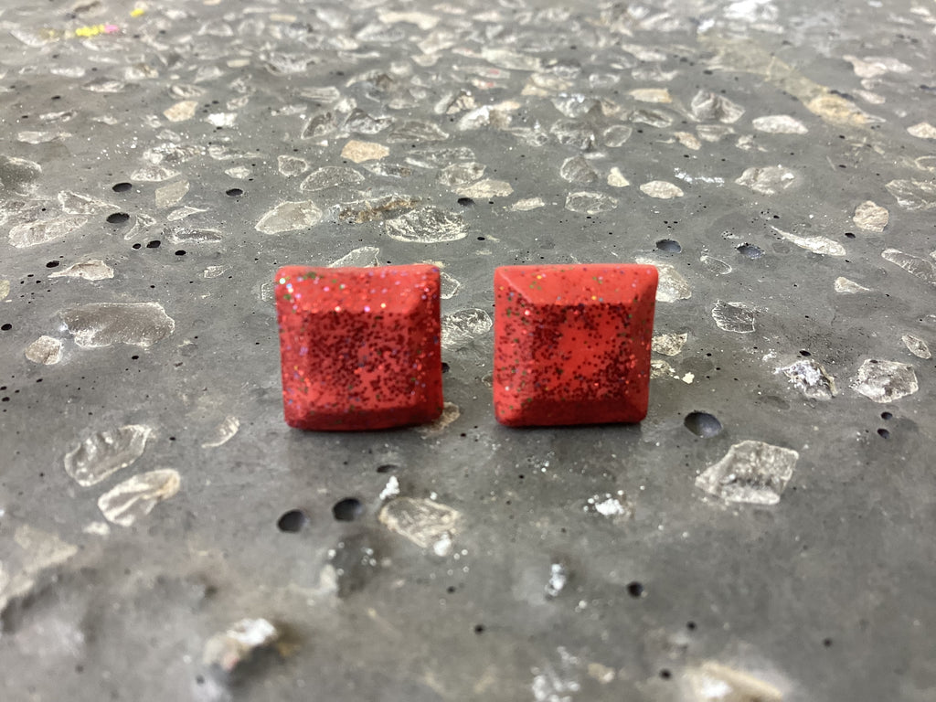 Glitter geometric studs