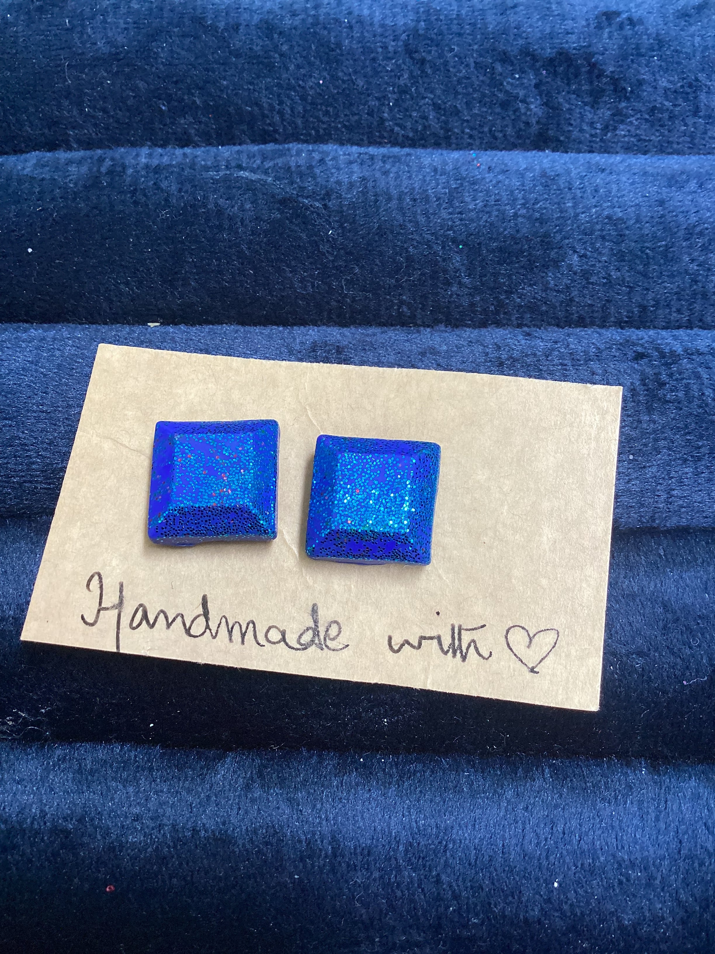 Glitter geometric studs