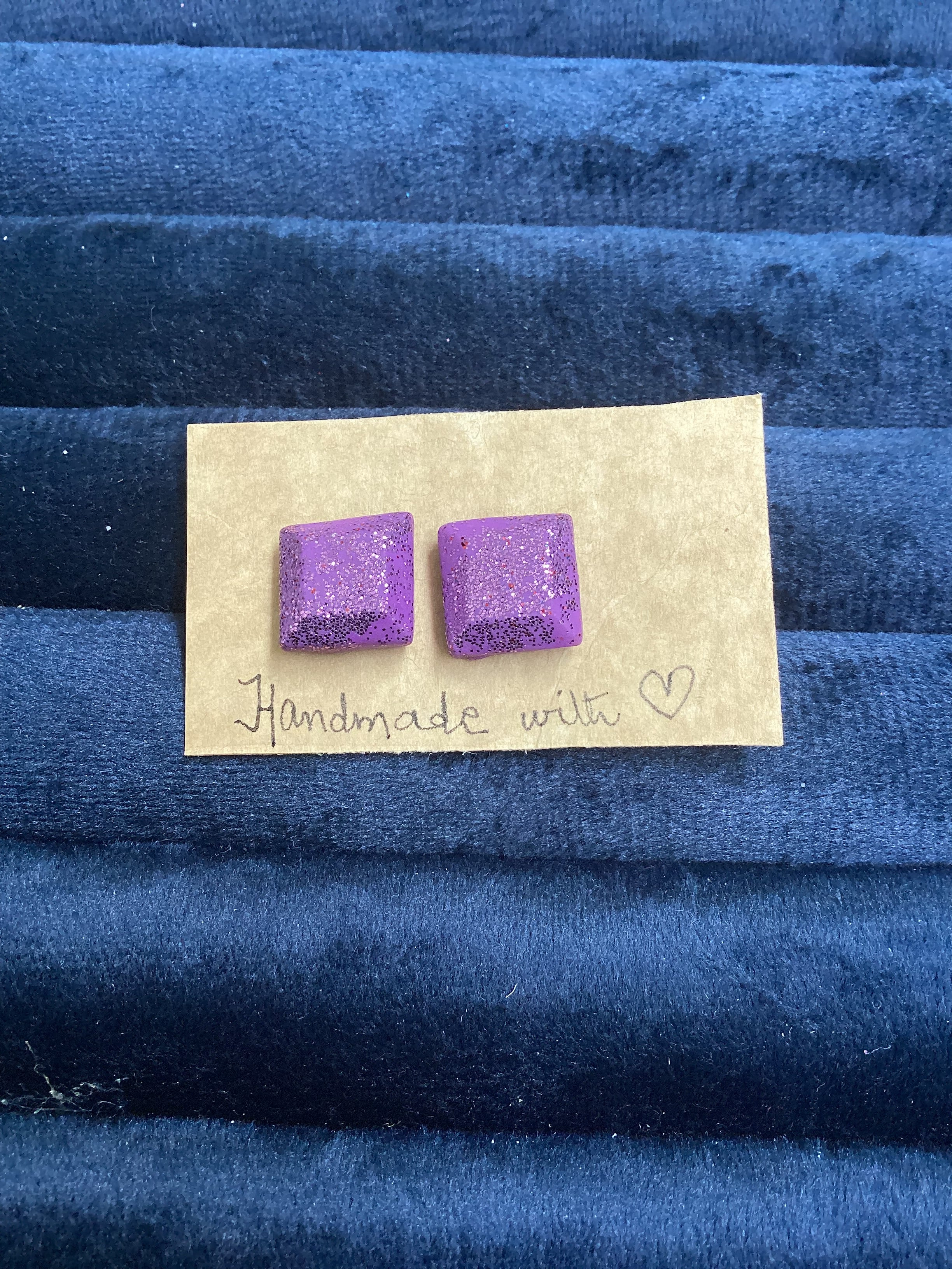 Glitter geometric studs