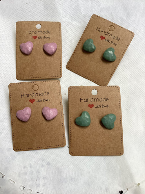 Cuboidal geometric studs