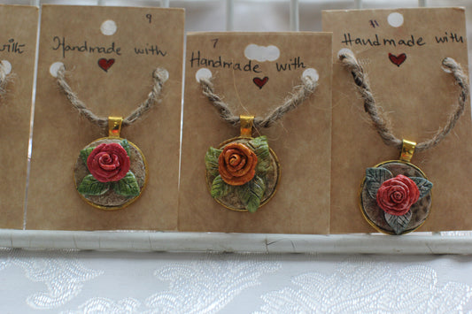 Floral Pendant (locket)
