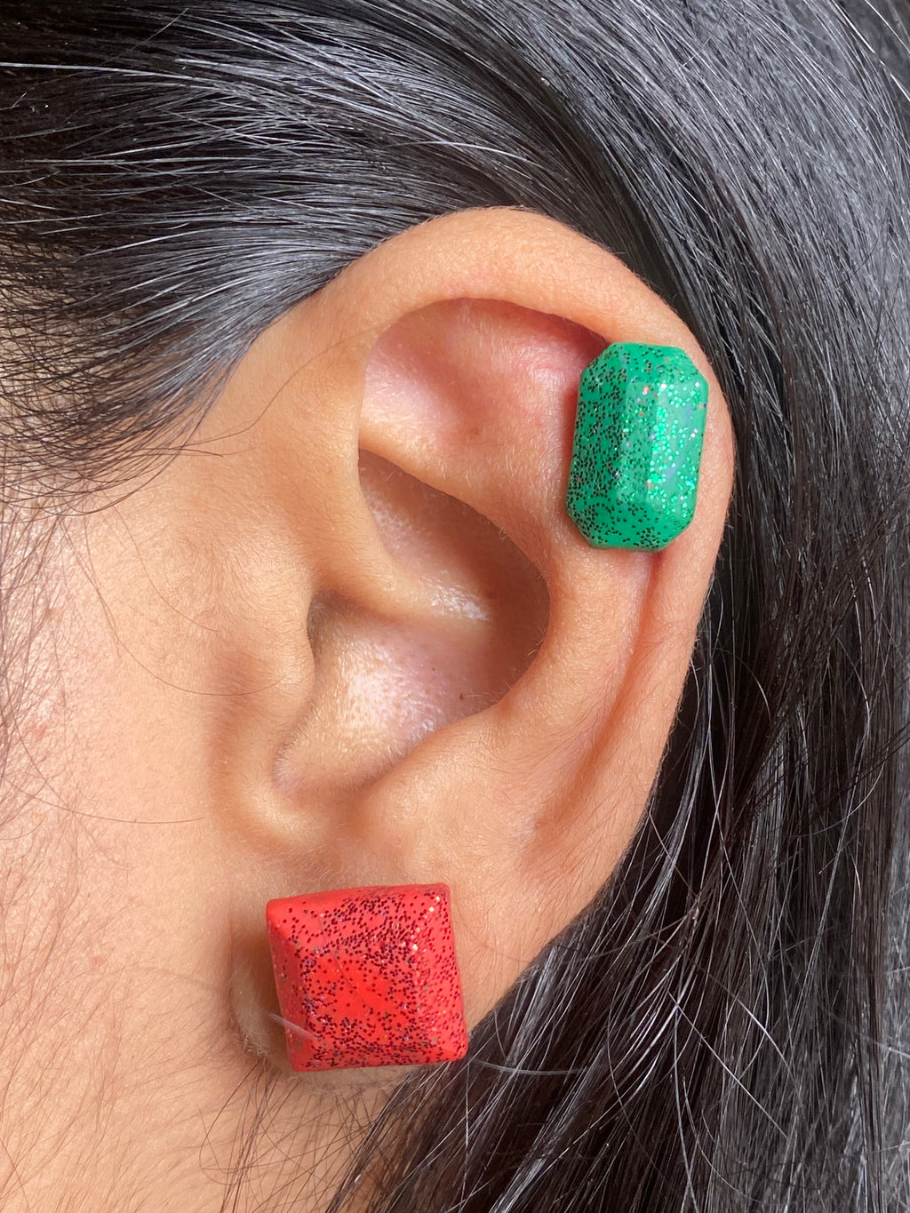 Glitter geometric studs