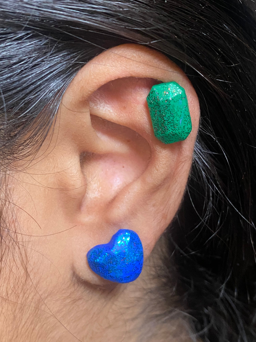 Glitter geometric studs