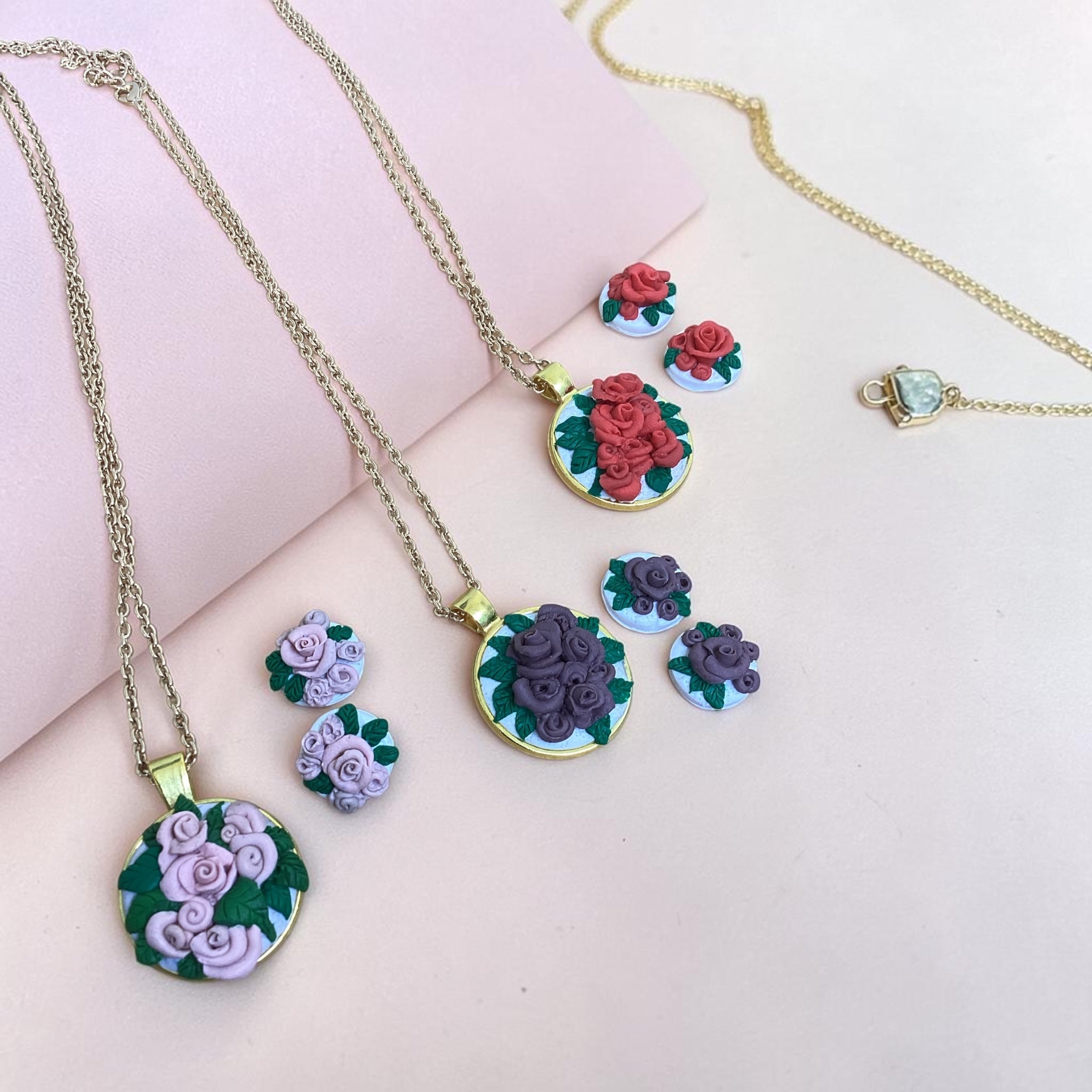 Rose bouquet- Pendant Set