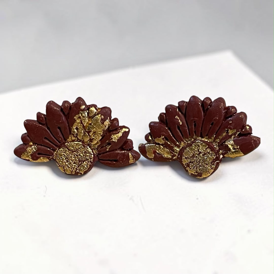 Floral Leaf Studs- Gold