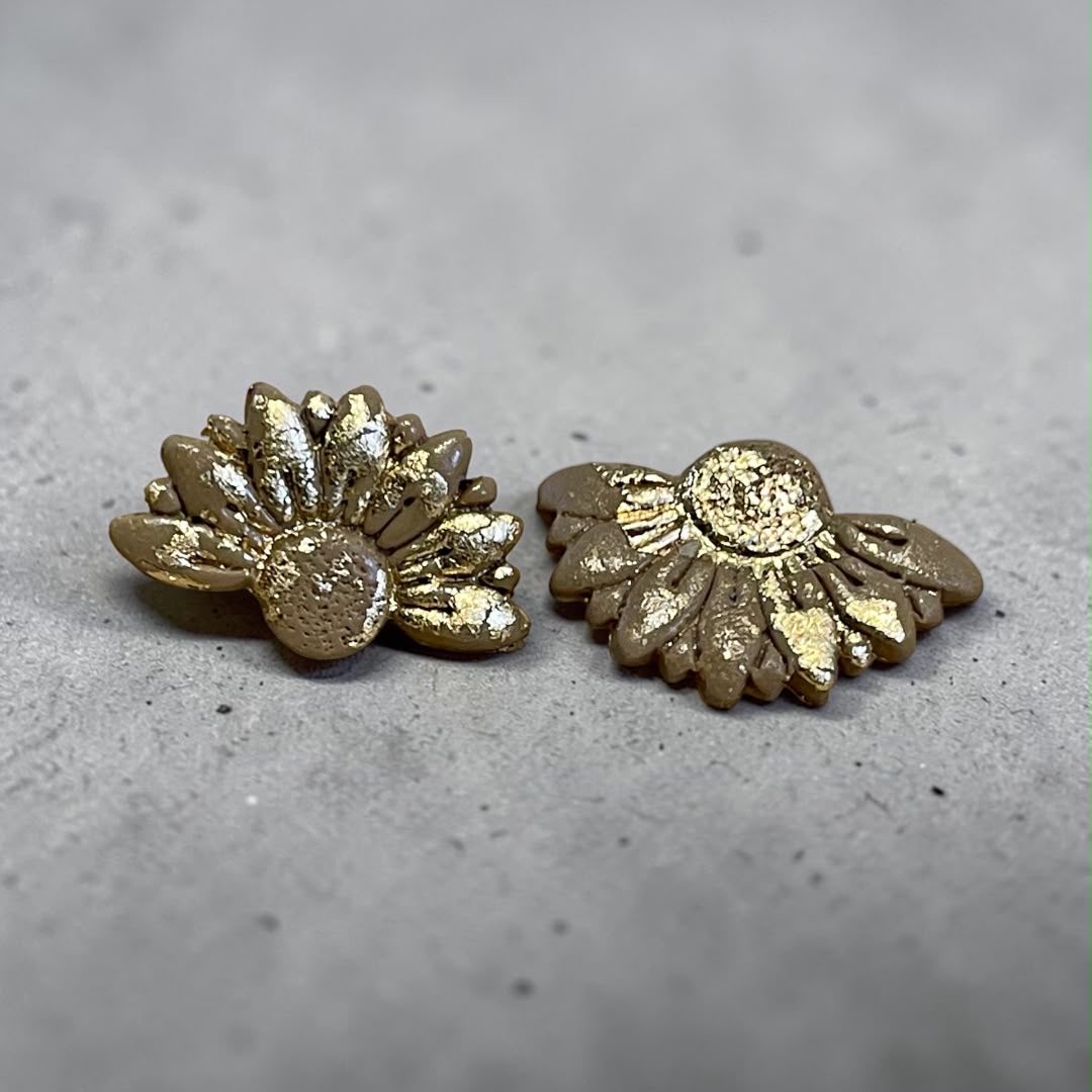 Floral Leaf Studs- Gold