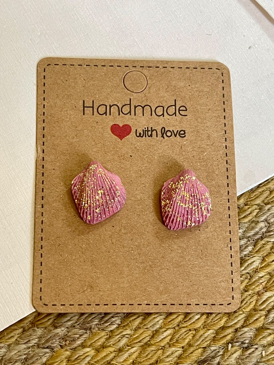 Shell studs