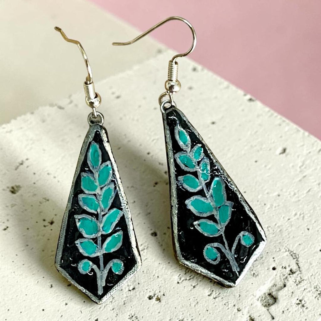 Leaf Earrings- Black