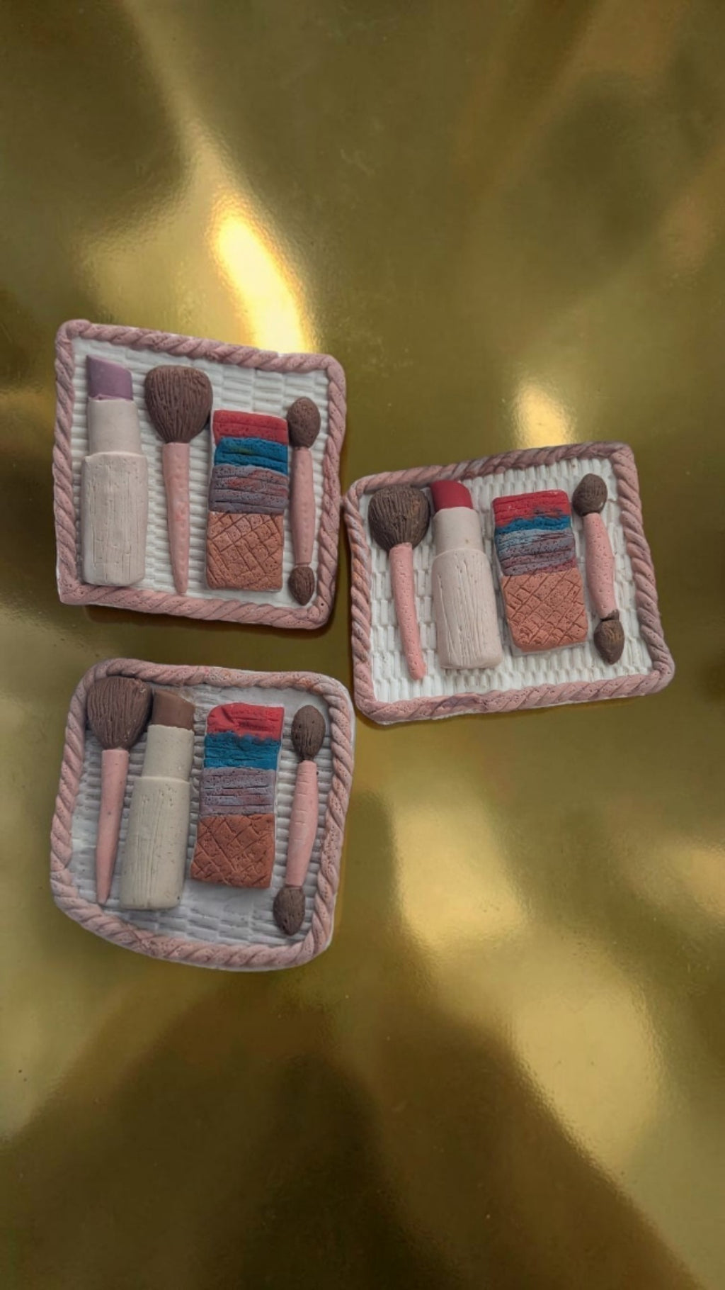 Make-up kit, Fridge Magnets